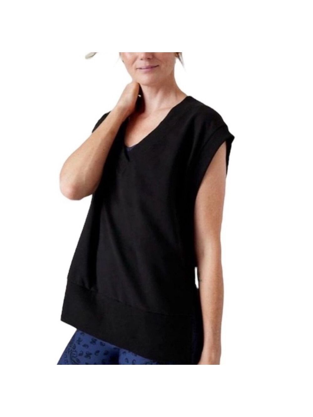 Athleta retroterry Women's Sleeveless vneck sweater Top size medium